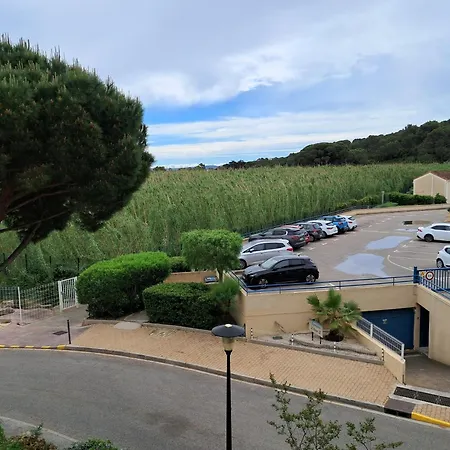 Azur 219 T2 Climatise Le Lavandou